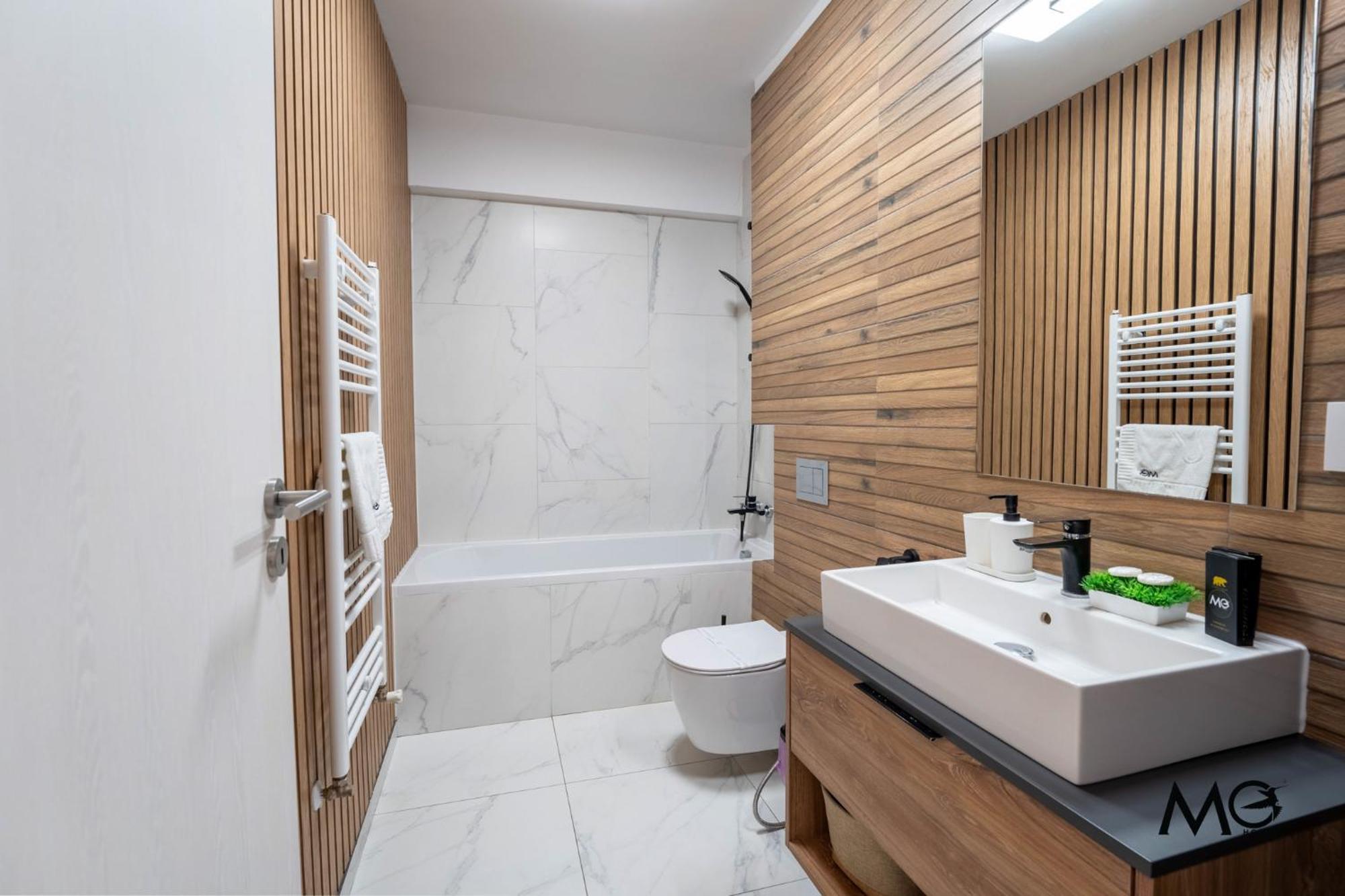 Mohost One - Stylish Retreat With Mountain Views * Brașov